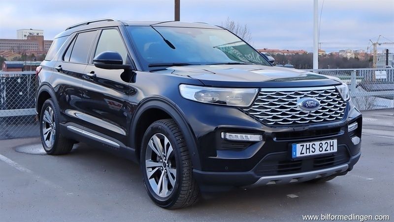Svart samma som bilen Begagnad 2021 Ford Explorer Platinum SUV | 509 000 kr (Superpris) - Bild 1/4