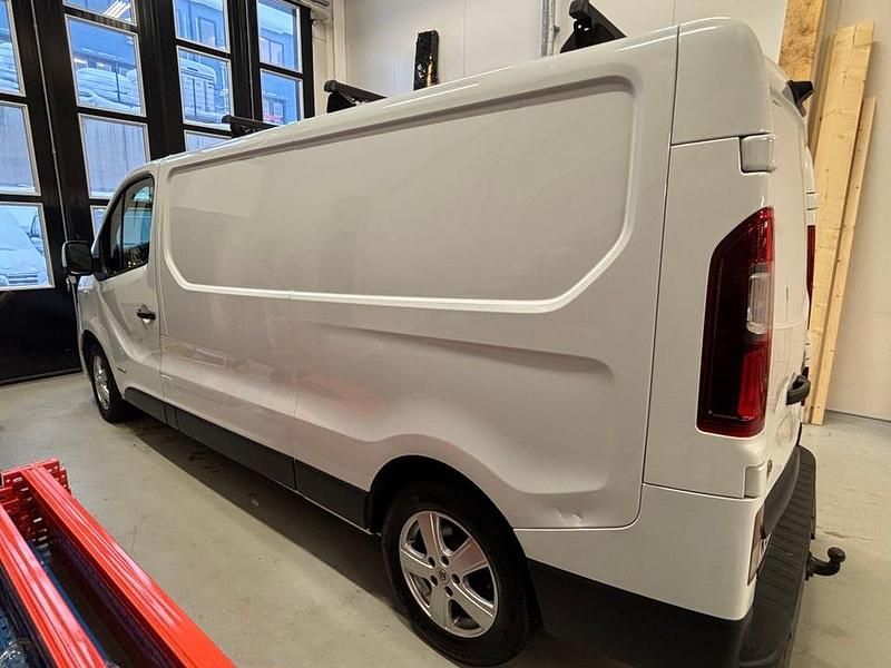 Begagnad 2017 Nissan NV300 Van | 125 000 kr (Marknadspris) - Bild 1/4