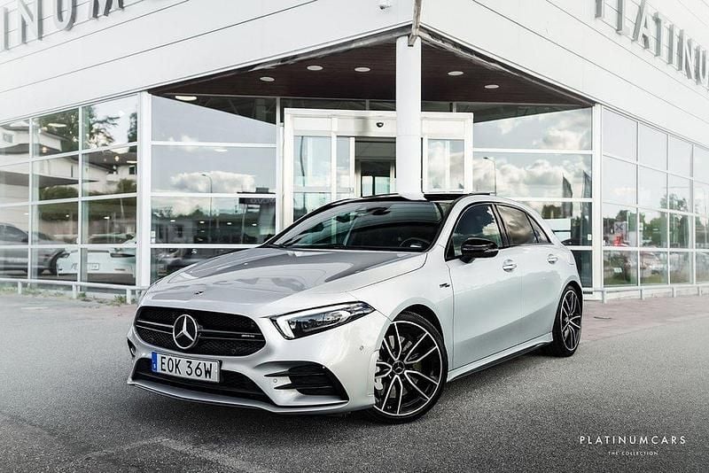 Silver Begagnad 2022 Mercedes A35 AMG AMG Halvkombi | 459 000 kr (Lite dyr) - Bild 1/4