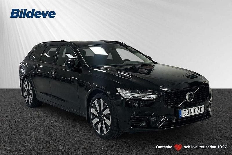 Svart Begagnad 2024 Volvo V90 Plus Kombi | 499 900 kr (Marknadspris) - Bild 1/4