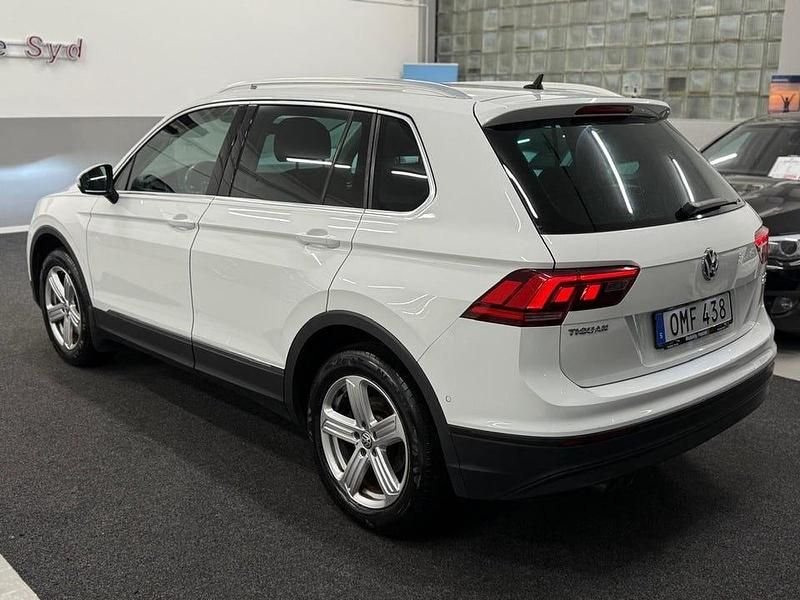 Begagnad VW Tiguan 180 HK (132 kW) 2016 Vit SUV