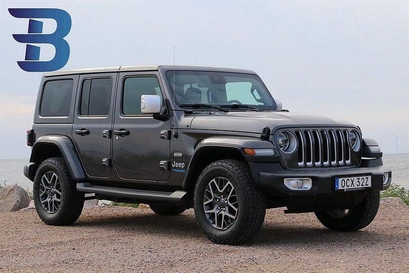 Grå Begagnad 2021 Jeep Wrangler Unlimited Overland SUV | 589 900 kr - Bild 1/4