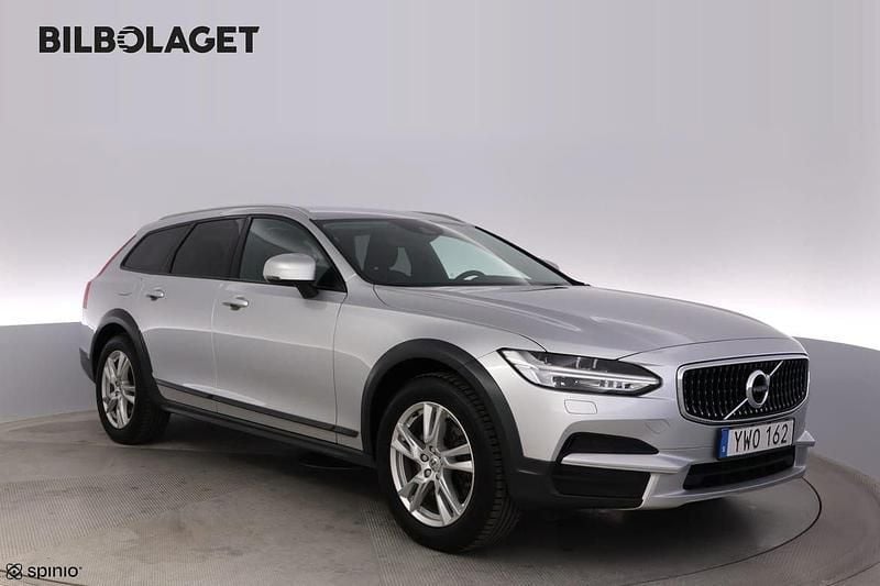 Silver Begagnad 2018 Volvo V90 CC SE Kombi | 239 800 kr (Bra pris) - Bild 1/4