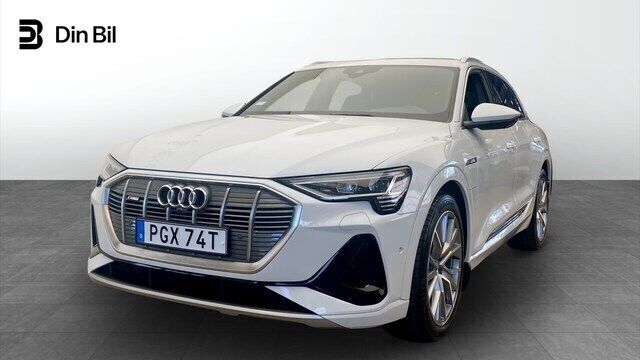 Glaciärvit metallic Begagnad 2022 Audi e-tron S-Line SUV | 529 000 kr (Lite dyr) - Bild 1/4
