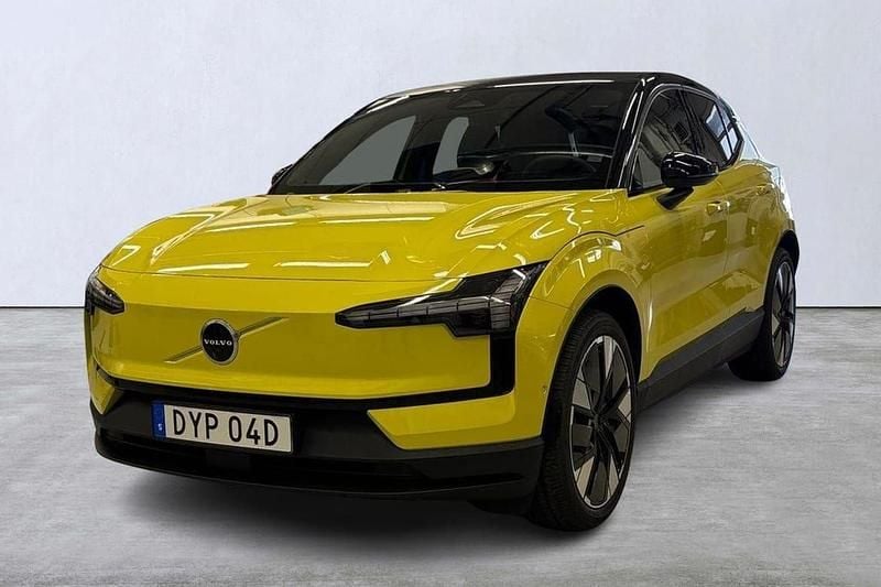 Gul Begagnad 2025 Volvo EX30 Ultra SUV | 449 900 kr - Bild 1/4
