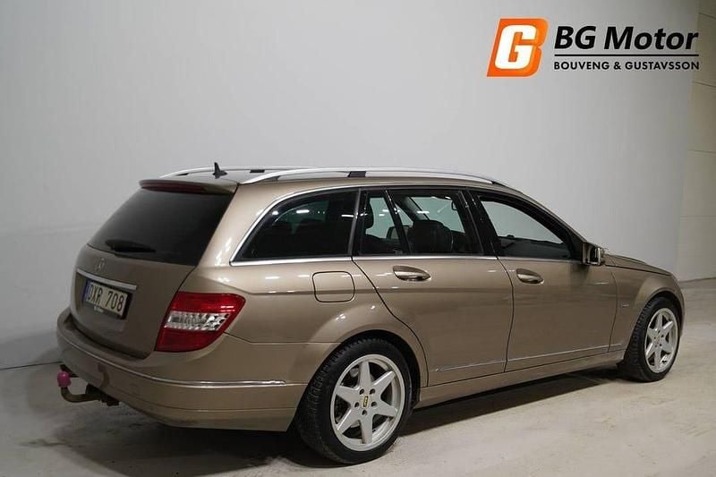 Begagnad Mercedes C250 Avantgarde 204 HK (150 kW) 2010 Ljusbrun Kombi