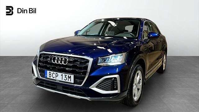 Blå Begagnad 2024 Audi Q2 Advanced Plus SUV | 279 000 kr (Bra pris) - Bild 1/4
