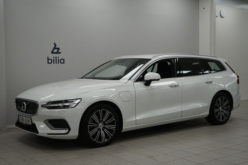 Vit Begagnad 2021 Volvo V60 Inscription Kombi | 269 900 kr (Bra pris) - Bild 1/3