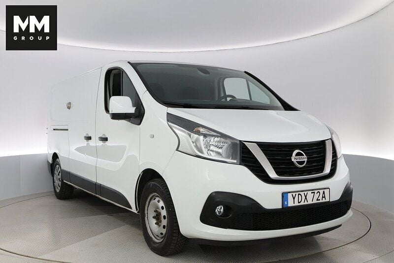 Vit Begagnad 2019 Nissan NV300 Van | 149 000 kr (Marknadspris) - Bild 1/4