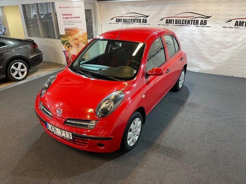 Begagnad Nissan Micra 81 HK (59 kW) 2007 Röd Halvkombi