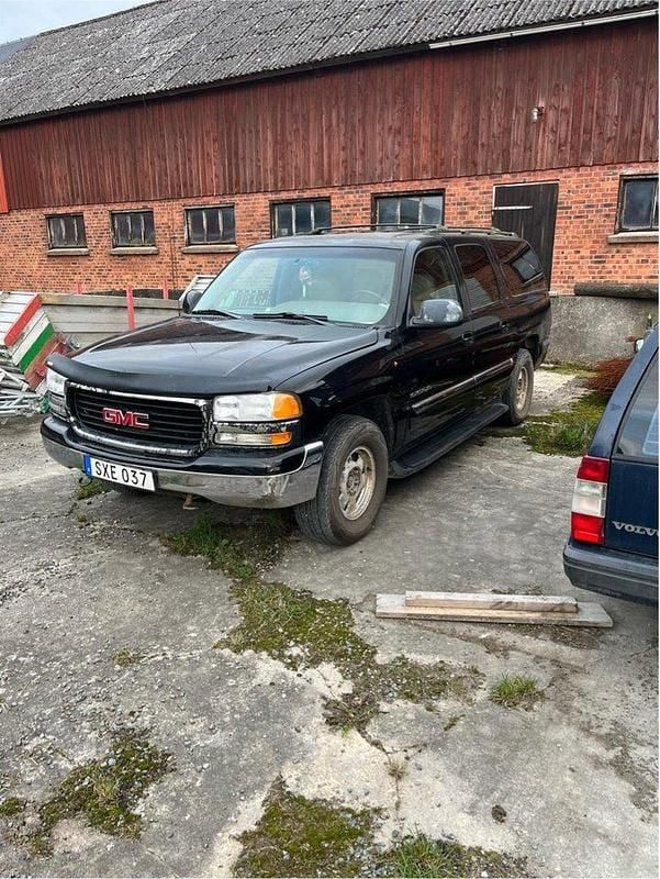 Svart Begagnad 2000 GMC Yukon SUV | 24 500 kr - Bild 1/4