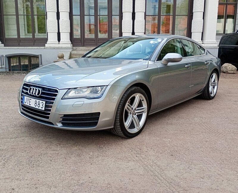 Grå Begagnad 2011 Audi A7 Sportback Halvkombi | 145 000 kr (Marknadspris) - Bild 1/4