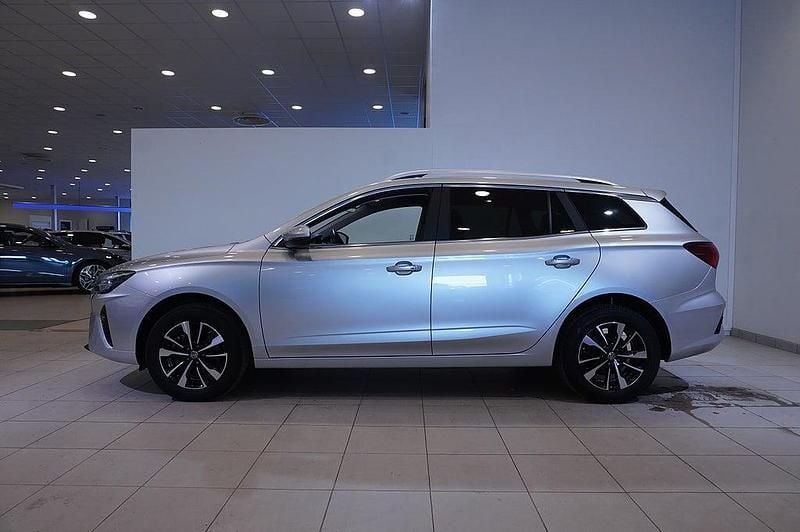 Begagnad MG MG5 EV Comfort 130 kW (177 HK) 2022 Grå Kombi