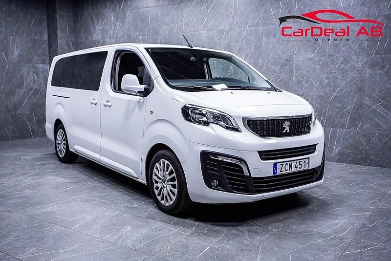 Vit Begagnad 2017 Peugeot Traveller Van | 229 800 kr - Bild 1/4