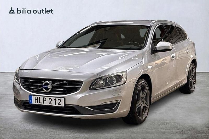 Silver Begagnad 2014 Volvo V60 Summum Kombi | 159 900 kr (Lite dyr) - Bild 1/4