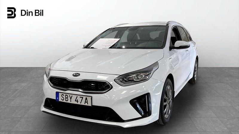 Vit Begagnad 2021 Kia Ceed Sportswagon Advance Kombi | 189 900 kr (Superpris) - Bild 1/4