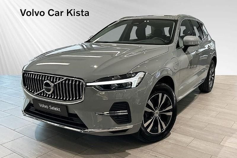 Grå Begagnad 2024 Volvo XC60 Core SUV | 479 900 kr (Superpris) - Bild 1/3