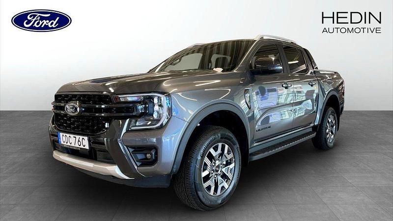 Grå (grey) Ny 2025 Ford Ranger Wildtrack Pickup | 836 325 kr (Marknadspris) - Bild 1/4