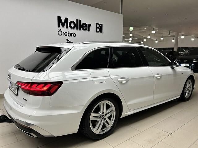 Begagnad Audi A4 S-Line 204 HK (150 kW) 2023 Ibisvit Kombi