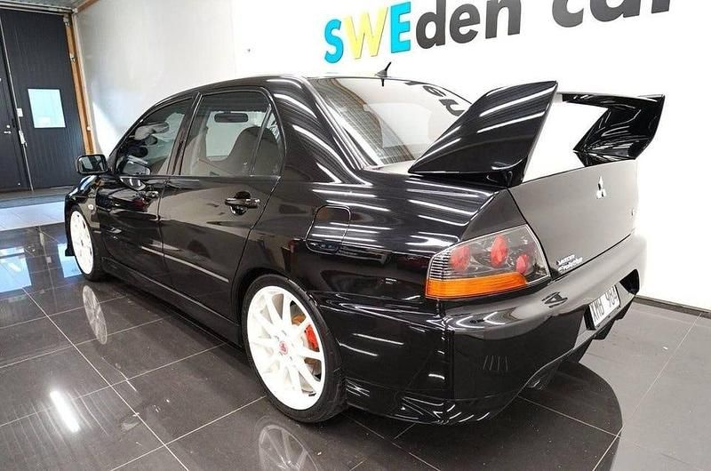 Begagnad Mitsubishi Lancer Evolution 280 HK (205 kW) 2006 Svart Sedan