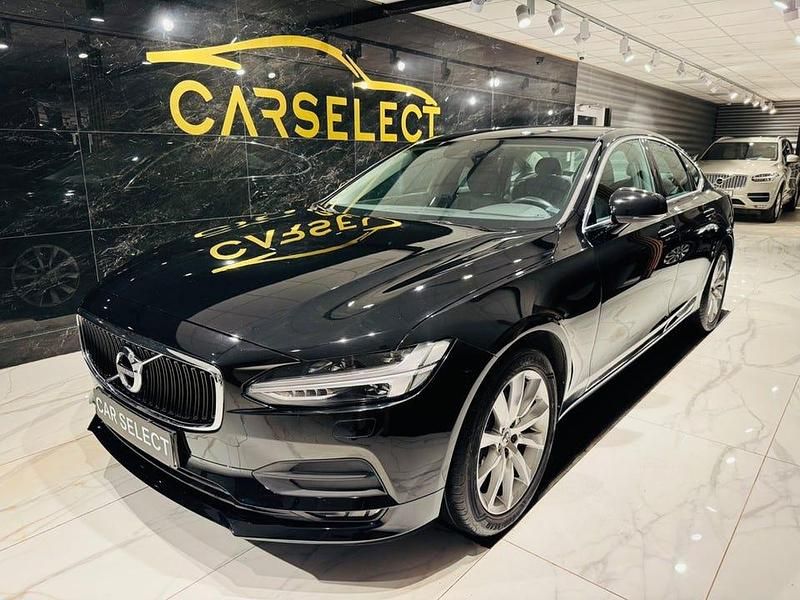 Svart Begagnad 2018 Volvo S90 Momentum Sedan | 179 900 kr (Marknadspris) - Bild 1/4