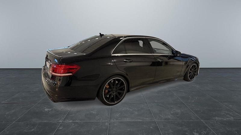 Begagnad Mercedes C63 AMG AMG 650 HK (478 kW) 2014 Mörkblå Sedan