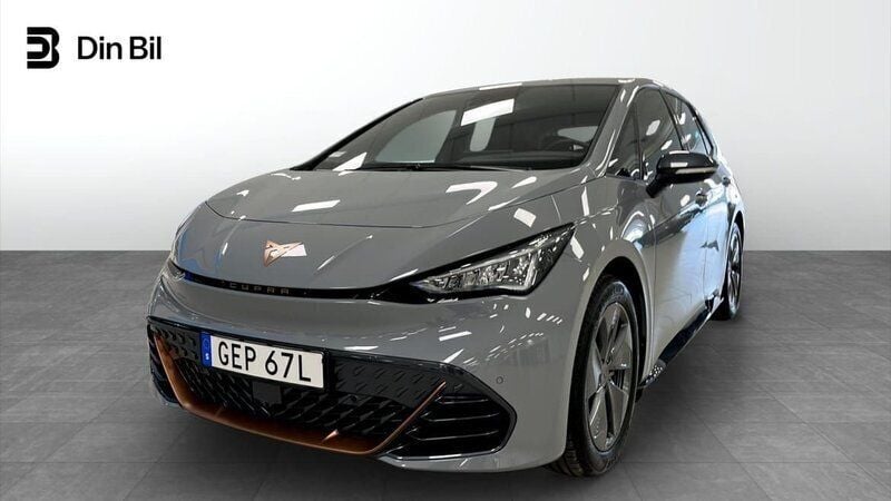 Ljusgrå Begagnad 2024 Cupra Born Halvkombi | 309 900 kr (Marknadspris) - Bild 1/4