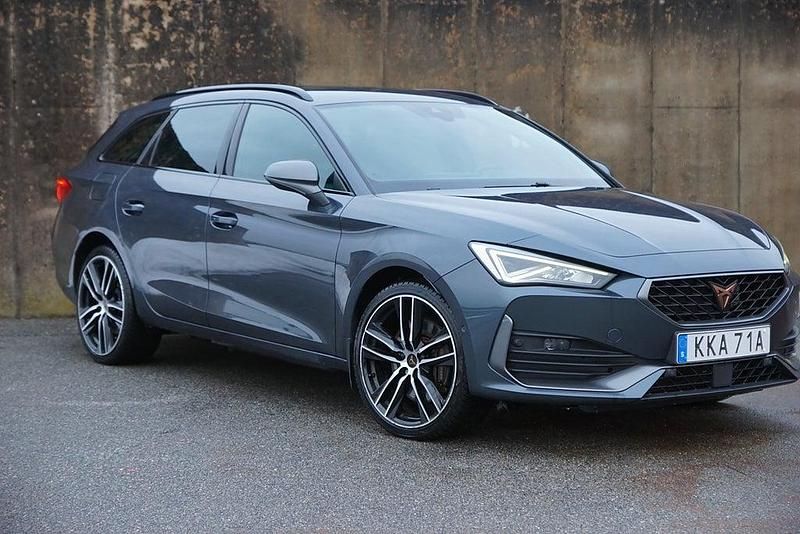 Begagnad Cupra Leon 150 HK (110 kW) 2021 Grå Kombi