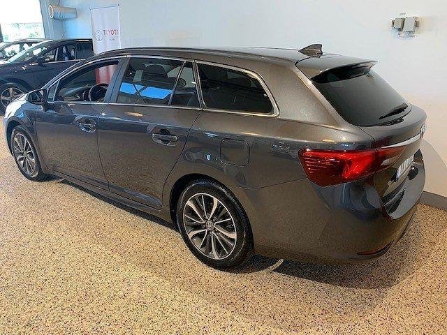 Såld Toyota Avensis Kombi 1.8 Mult., begagnad 2017, 3 000