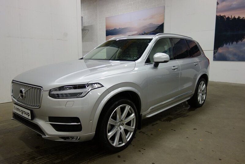 Begagnad Volvo XC90 Inscription 236 HK (173 kW) 2017 Silver (bright silver met 711) SUV
