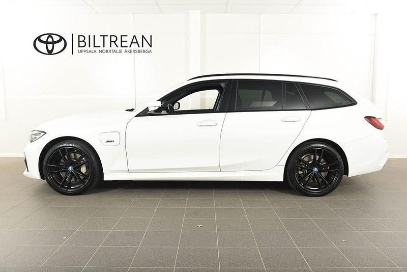 Begagnad BMW 330 M Sport 292 HK (214 kW) 2022 Vit Kombi