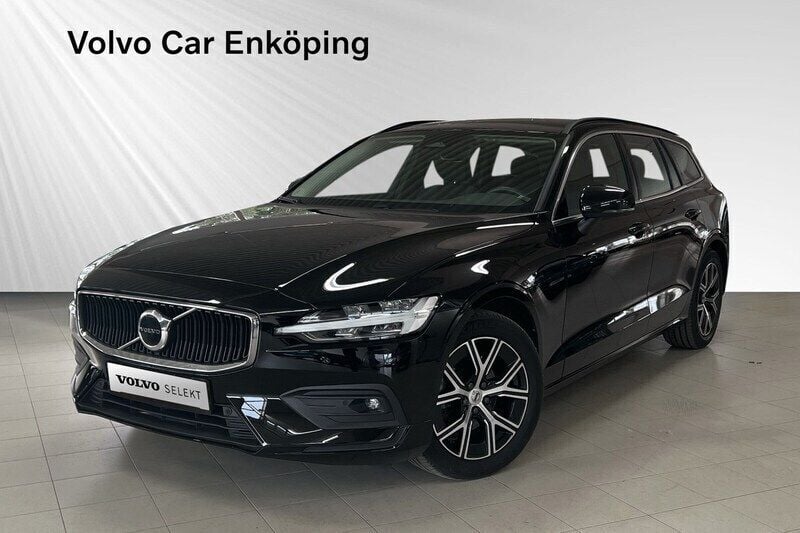 Svart Begagnad 2022 Volvo V60 Core Kombi | 299 000 kr (Superpris) - Bild 1/3