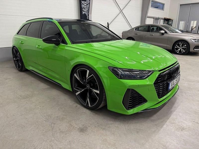 Begagnad Audi RS6 Exclusive 600 HK (441 kW) 2020 Okänd Kombi