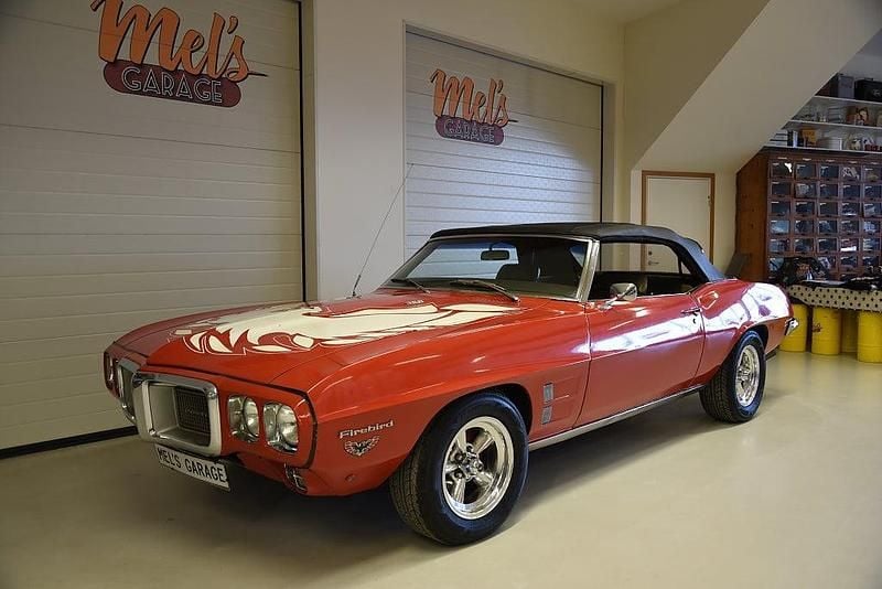 Begagnad Pontiac Firebird 162 HK (119 kW) 1969 Röd Cab