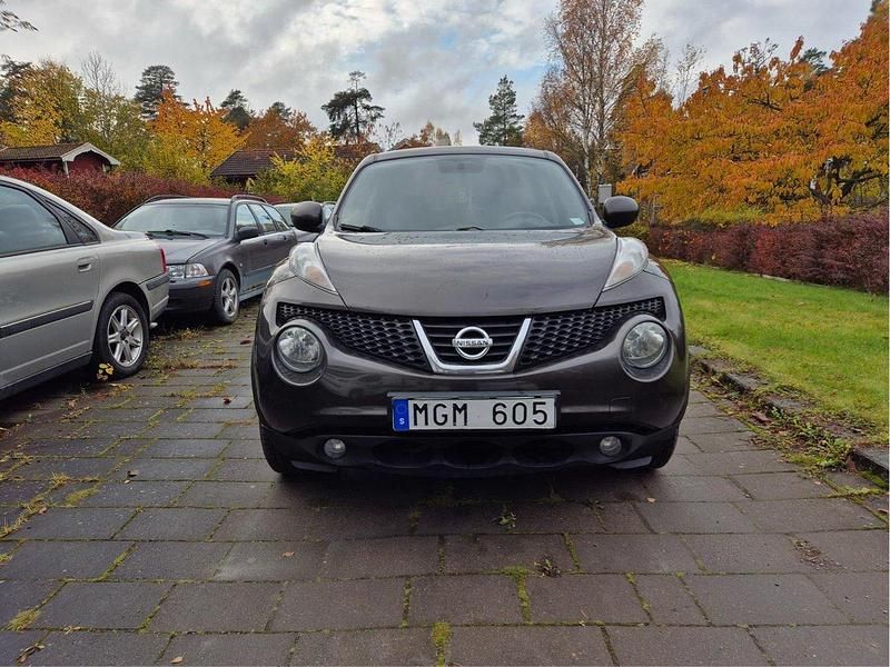 Brun Begagnad 2012 Nissan Juke SUV | 70 000 kr (Bra pris) - Bild 1/4