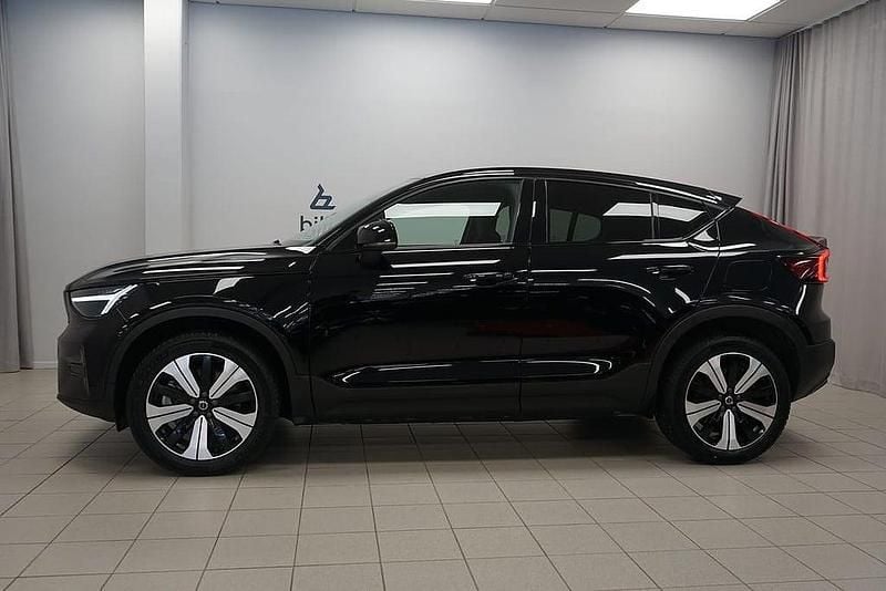 Begagnad Volvo C40 Core 172 kW (234 HK) 2022 Svart SUV