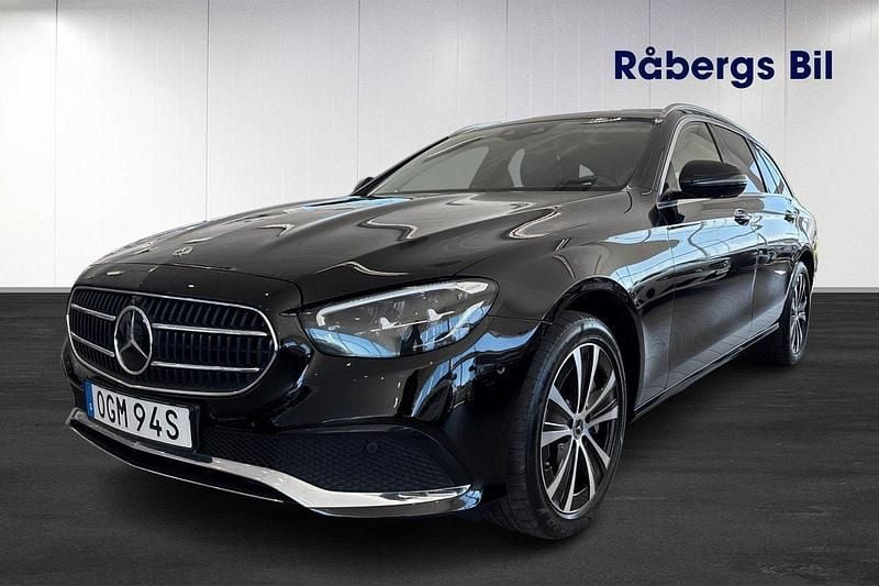 Svart Begagnad 2022 Mercedes E300 Avantgarde Kombi | 369 800 kr (Bra pris) - Bild 1/4