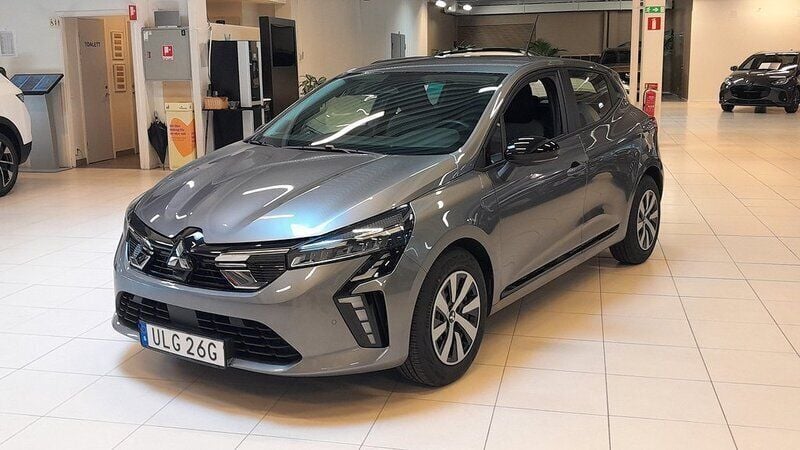 Grå Begagnad 2024 Mitsubishi Colt Halvkombi | 179 900 kr - Bild 1/4