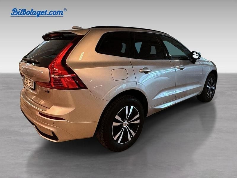 Begagnad Volvo XC60 Plus 200 HK (147 kW) 2024 Grå SUV
