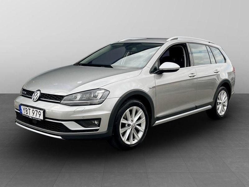 Silver Begagnad 2016 VW Golf Alltrack Kombi | 169 900 kr (Bra pris) - Bild 1/4