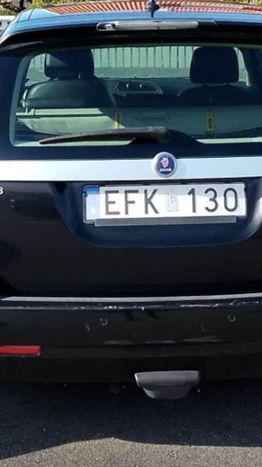Svart Begagnad 2009 Saab 9-3 Vector Kombi | 35 000 kr (Marknadspris) - Bild 1/4