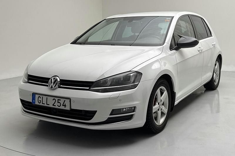 Vit Begagnad 2013 VW Golf VII GT | 119 800 kr (Marknadspris) - Bild 1/4