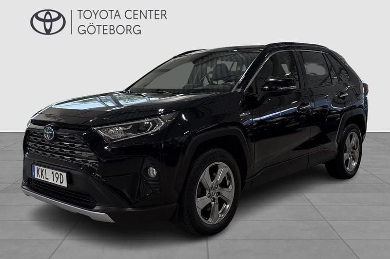 Svart Begagnad 2019 Toyota RAV4 Hybrid Executive SUV | 339 900 kr (Marknadspris) - Bild 1/4
