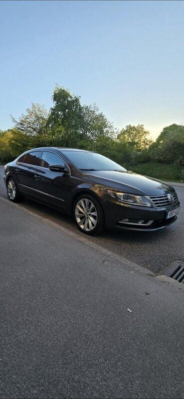 Brun Begagnad 2014 VW CC Sedan | 105 000 kr (Marknadspris) - Bild 1/4