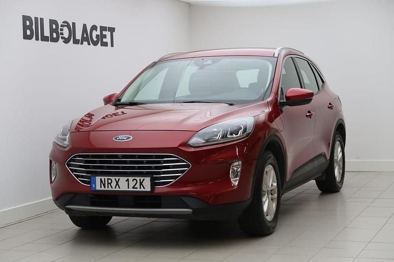 Röd Begagnad 2022 Ford Kuga Business Edition SUV | 224 800 kr (Superpris) - Bild 1/4