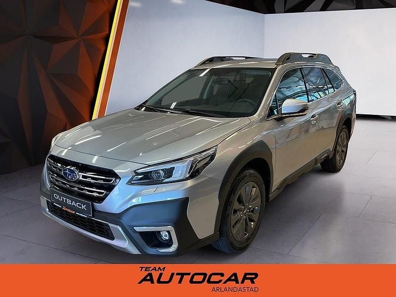 Silver Begagnad 2024 Subaru Outback Kombi | 429 900 kr - Bild 1/4