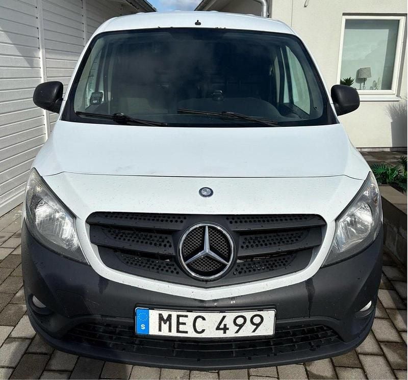Vit Begagnad 2017 Mercedes Citan 109 | 45 000 kr (Bra pris) - Bild 1/4