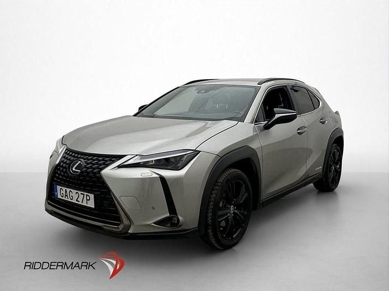 Begagnad Lexus UX 250h 184 HK (135 kW) 2022 Lgrå SUV