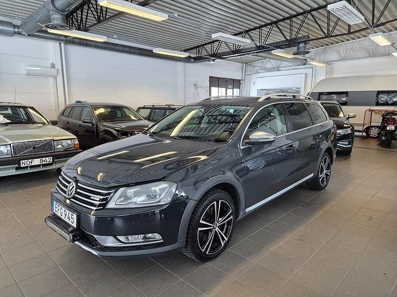 Begagnad VW Passat Alltrack 177 HK (130 kW) 2014 Grå Kombi