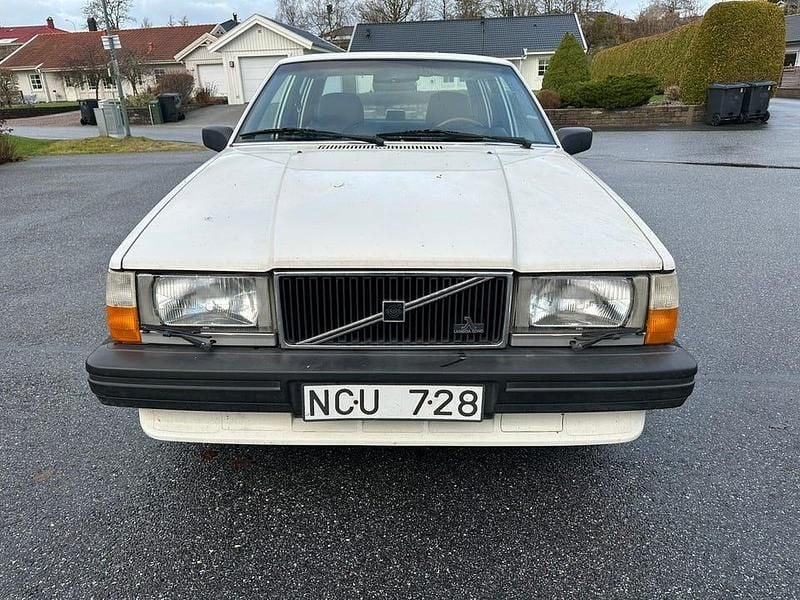 Begagnad Volvo 740 115 HK (84 kW) 1988 Sedan